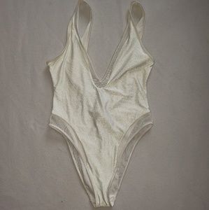 FOREVER 21 WHITE SWIMSUIT
